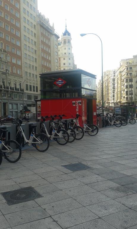 Hostal Buenos Aires Madrid Dış mekan fotoğraf