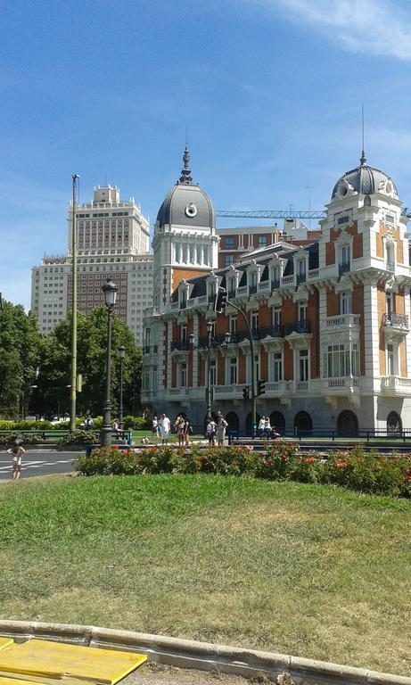 Hostal Buenos Aires Madrid Dış mekan fotoğraf